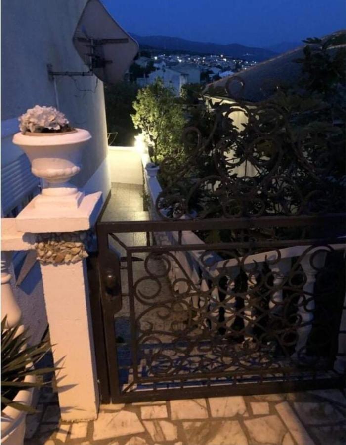 Happiness Apartment Senj  Luaran gambar