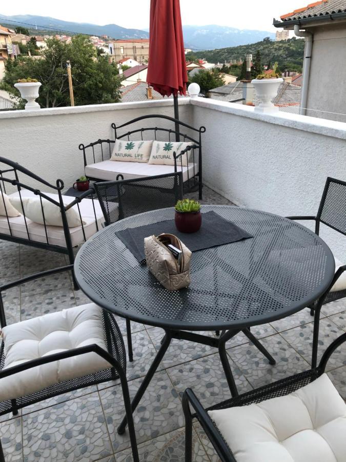 Happiness Apartment Senj  Luaran gambar